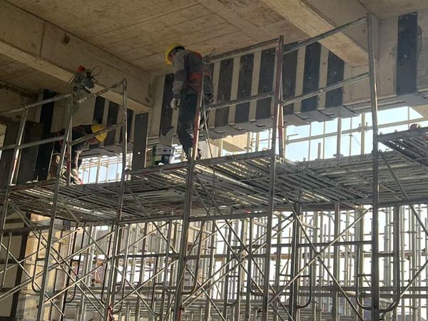 碳纖維加固施工